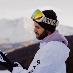 Offres 🤩 Sports Dhivers Yeaz Black Run Masque De Ski/snowboard Or/blanc Mat 😉 -Salomon magasin 40b003086b9344879fbe6afc8597c300